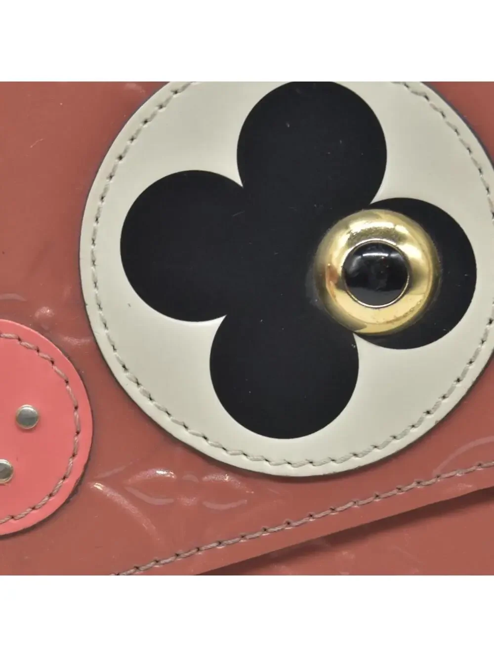 $1460 Louis Vuitton Vernis Valentine Dog Pochette Felicie